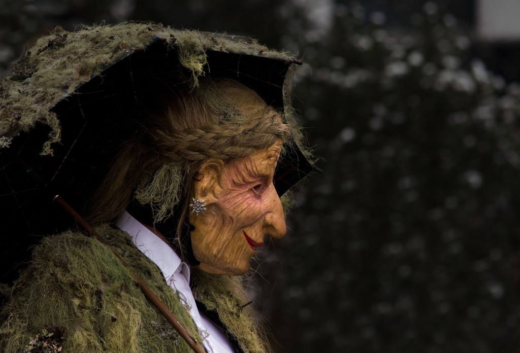 10 Bizarre Superstitions From Around the&nbsp;World